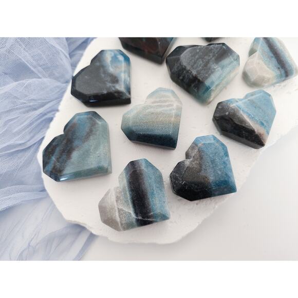 Trolleite Faceted Heart Crystal Carving Healing Crystal - Picture 3 of 9